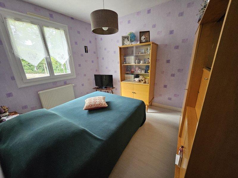 Maison - 92 m² - 5 pièces