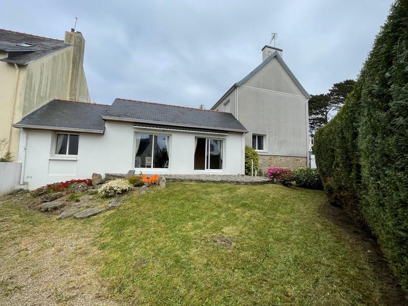 Maison - 180 m² - 9 pièces