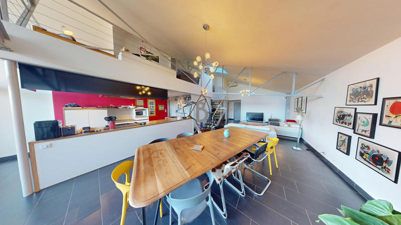 Duplex - 164 m² - 5 pièces