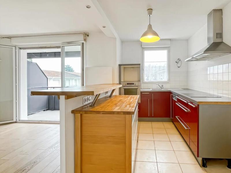 Appartement - 67 m² - 3 pièces