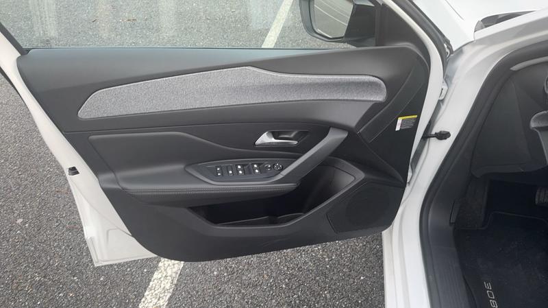 Peugeot 308 1.2 PureTech 130 Eat8 Allure