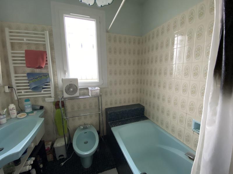 Maison traditionnelle - 141 m² - 6 pièces