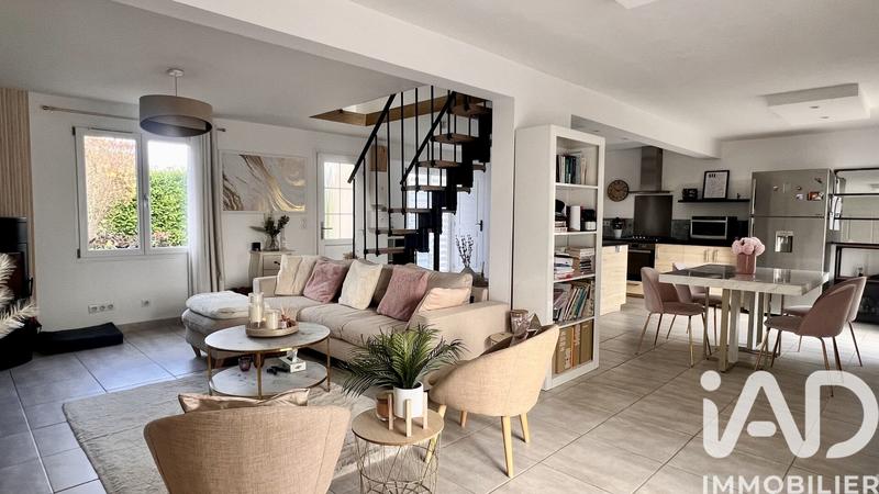 Maison de village - 130 m² - 6 pièces