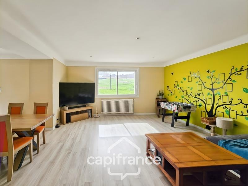 Maison - 222 m² - 6 pièces