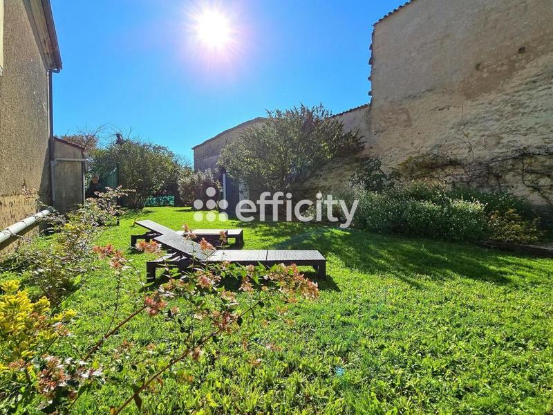 Maison - 204 m² - 6 pièces