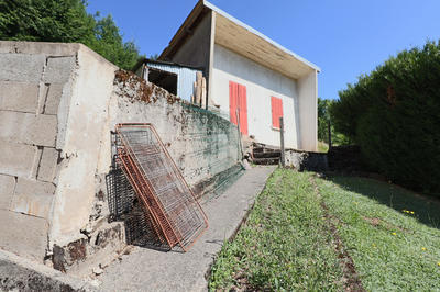 Maison - 104 m² - 8 pièces