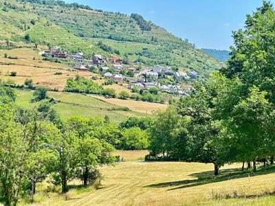 Terrain constructible - 822 m²