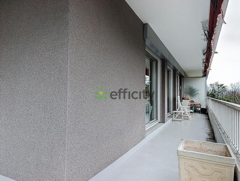 Appartement - 140 m² - 6 pièces