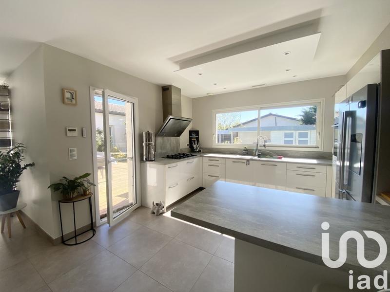 Maison - 172 m² - 6 pièces