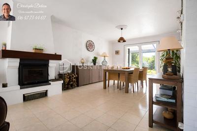 Maison traditionnelle - 120 m² - 5 pièces