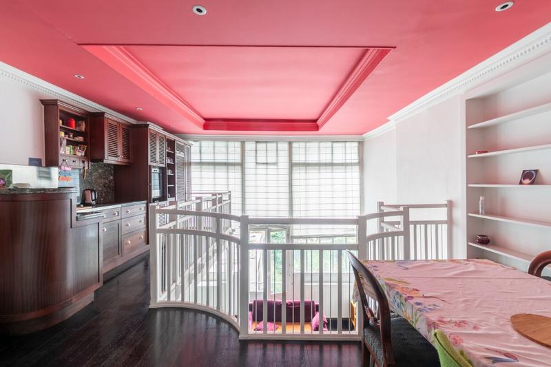 Loft - 110 m² - 4 pièces