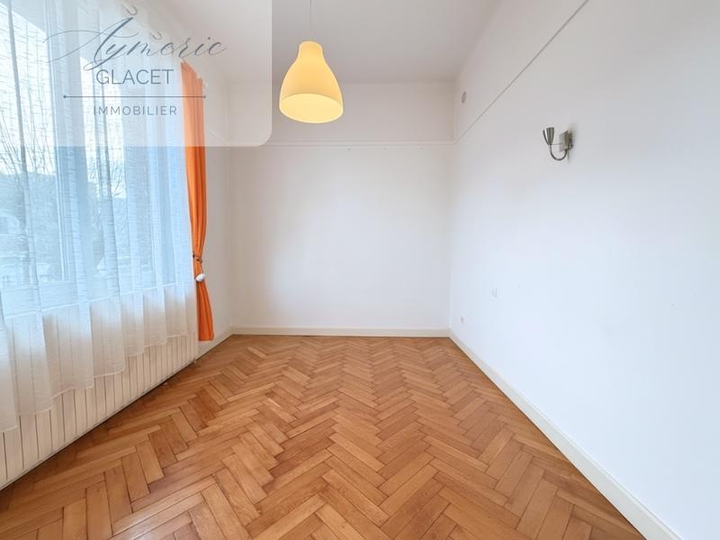 Maison - 158 m² - 7 pièces