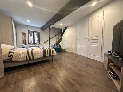 Maison en pierre - 65 m² - 3 pièces