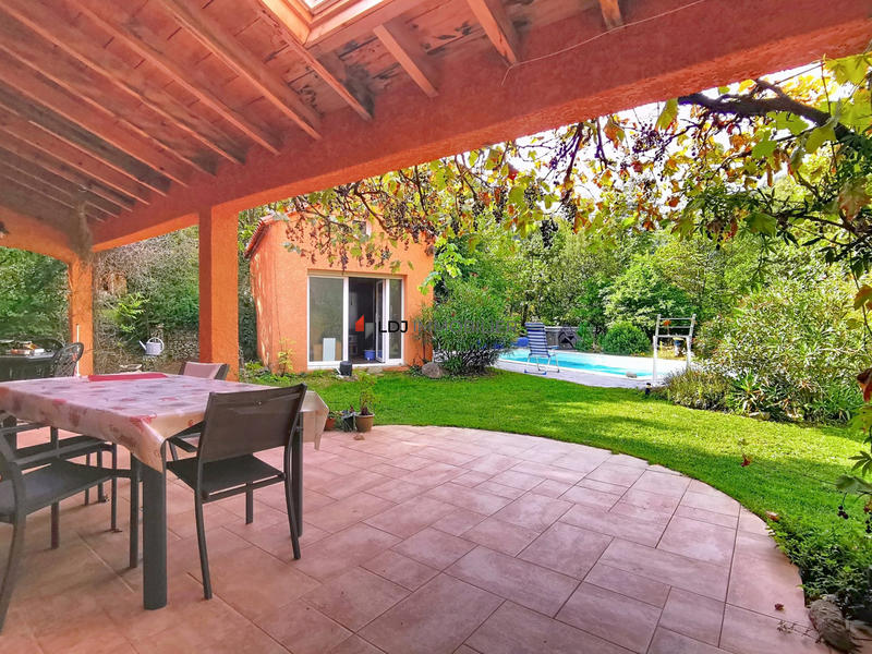 Villa - 183 m² - 4 pièces