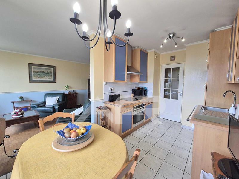 Appartement - 92 m² - 5 pièces