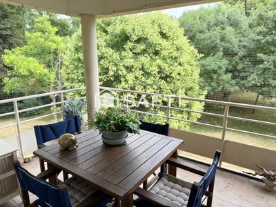 Appartement - 125 m² - 4 pièces