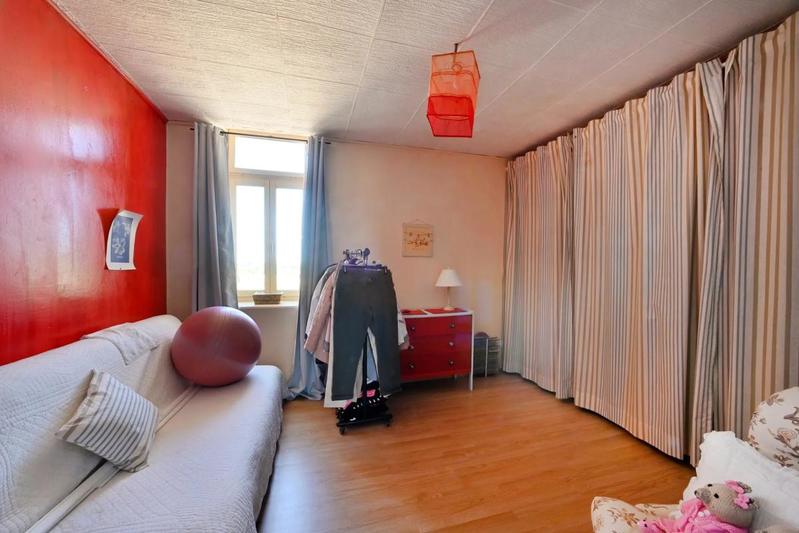 Propriété - 200 m² - 7 pièces