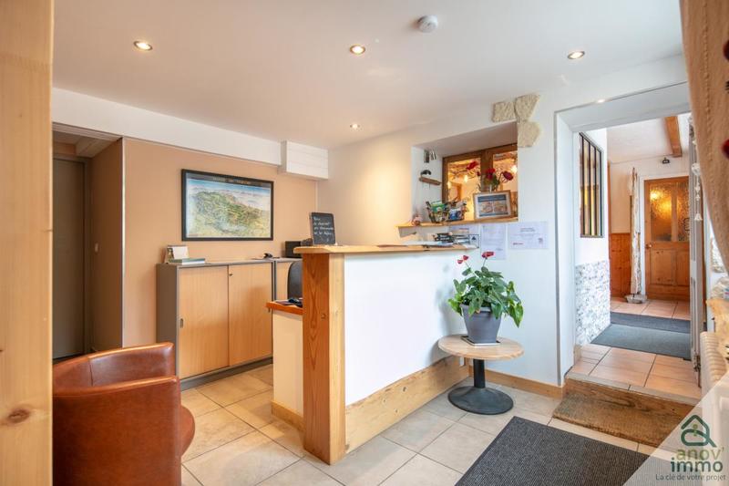 Maison chambre d'hôtes - 384 m² - 13 pièces