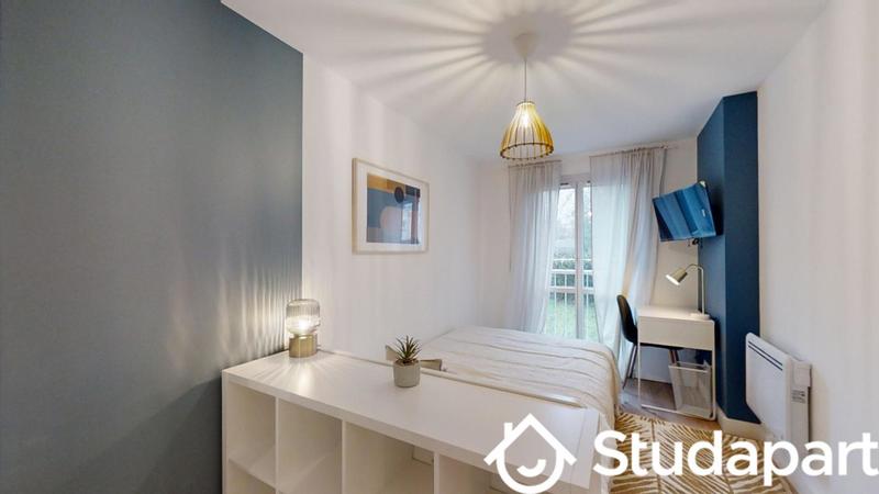 Chambre - 10 m² - 1 pièce