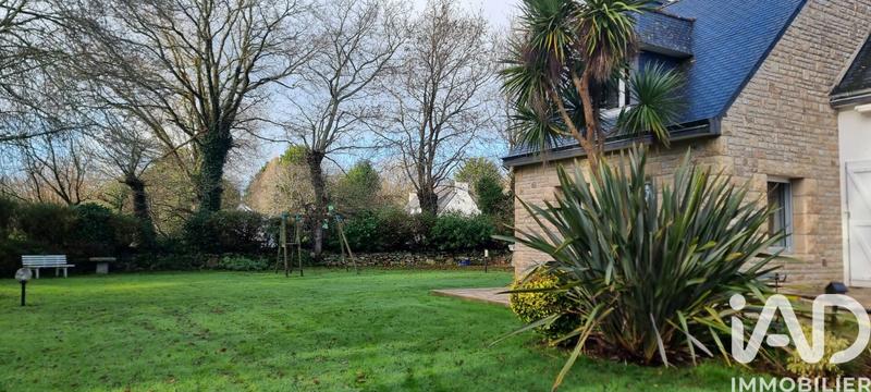 Maison - 183 m² - 8 pièces