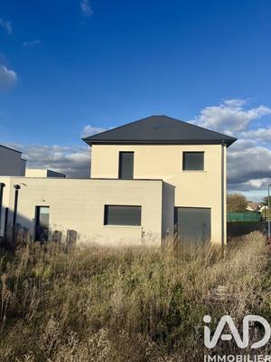 Maison - 123 m² - 6 pièces