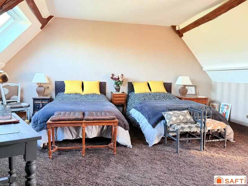 Maison - 211 m² - 8 pièces