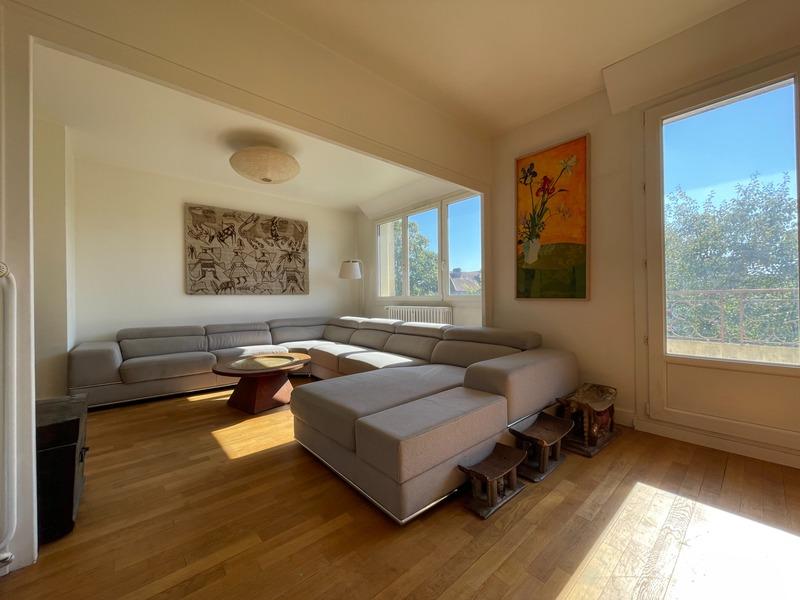 Appartement - 135 m² - 6 pièces