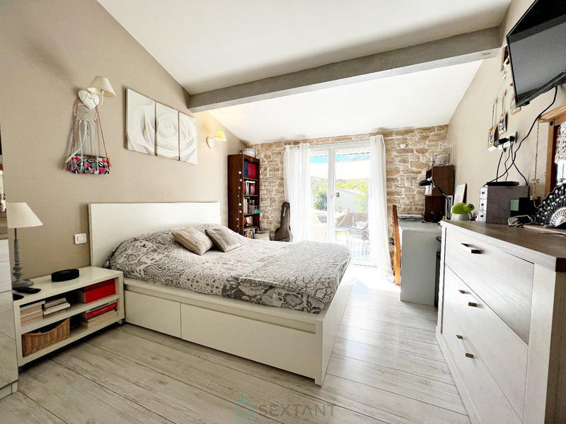 Maison - 94 m² - 5 pièces