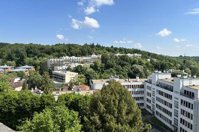 Appartement - 103 m² - 5 pièces