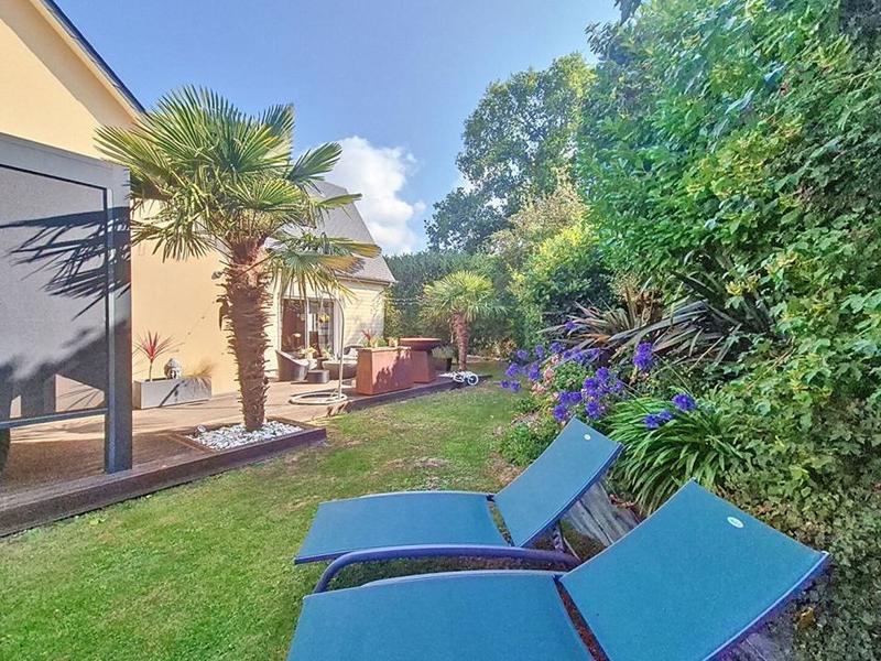 Maison - 182 m² - 8 pièces