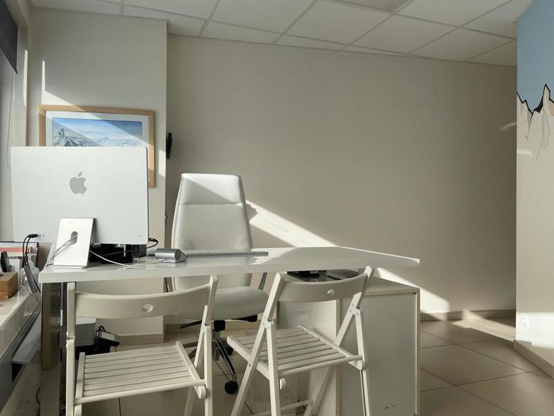 Bureau - 71 m² - 1 pièce