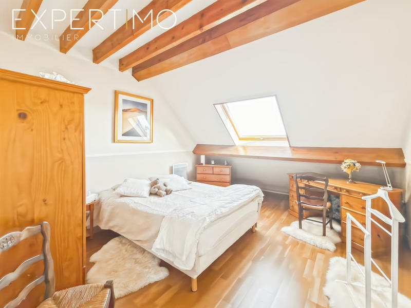 Maison - 108 m² - 6 pièces