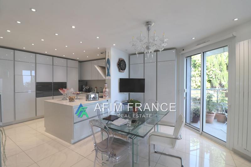 Appartement - 210 m²