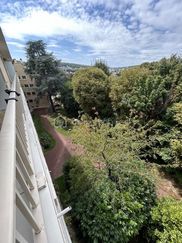 Appartement - 84 m² - 4 pièces