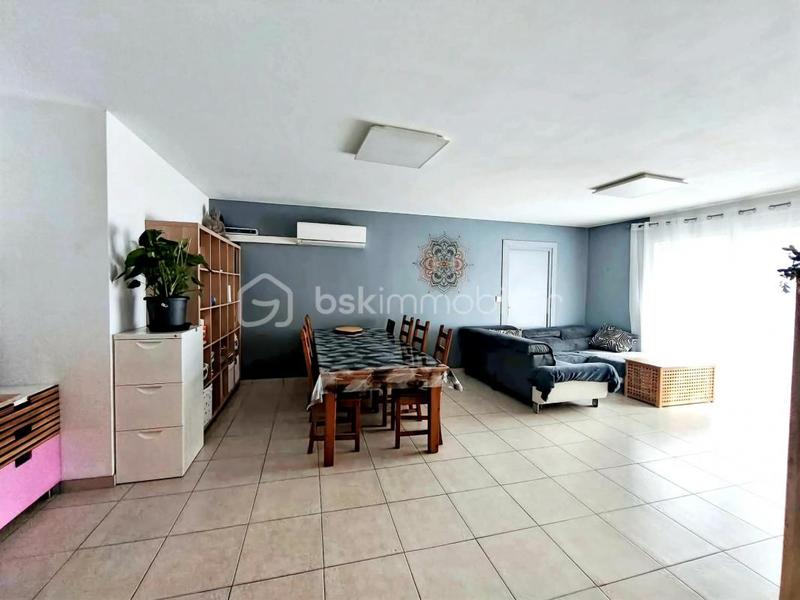 Maison en pierre - 244 m² - 10 pièces