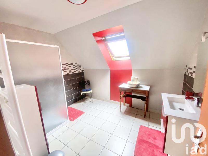Maison - 176 m² - 8 pièces