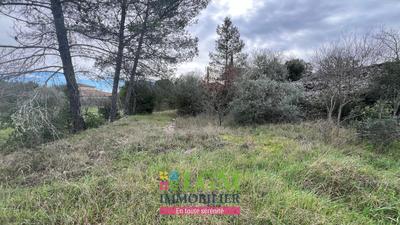 Terrain constructible - 2 855 m²
