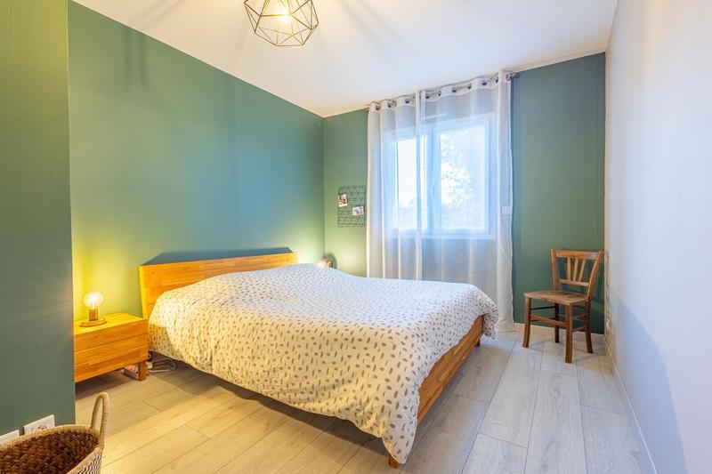 Maison - 205 m² - 6 pièces