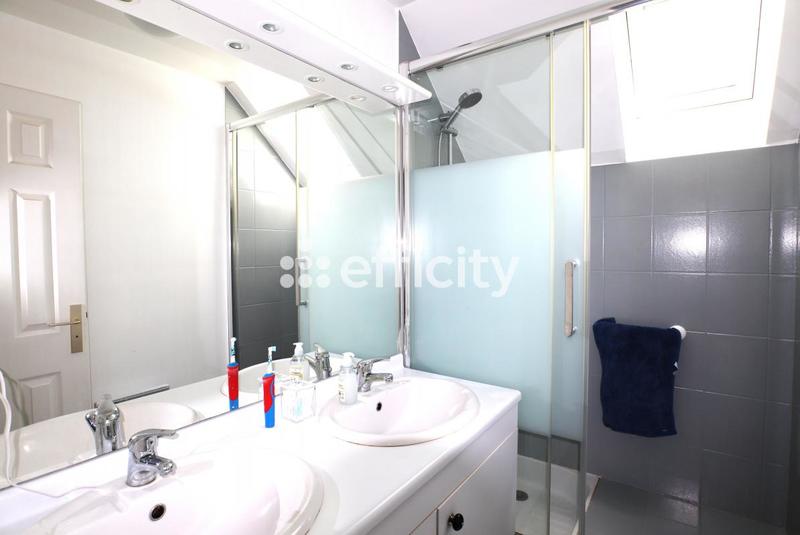 Maison - 127 m² - 5 pièces