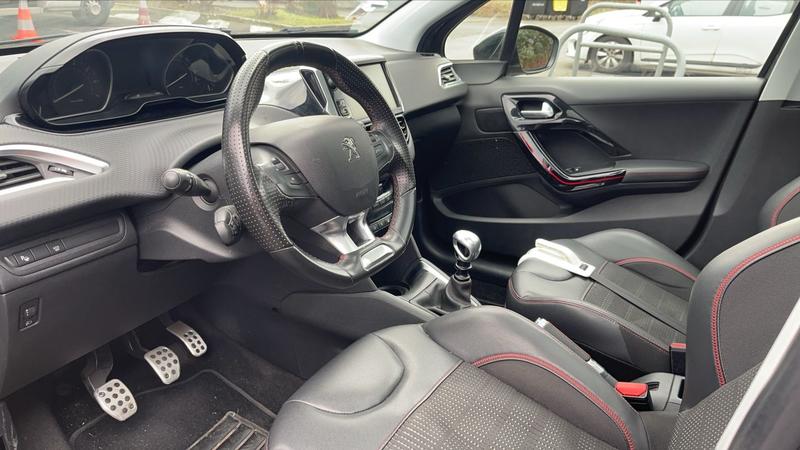 Peugeot 208 1.2 PureTech 110 Gt Line