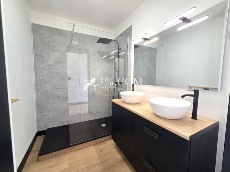 Loft - 91 m² - 2 pièces