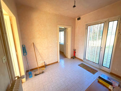 Maison - 181 m² - 6 pièces