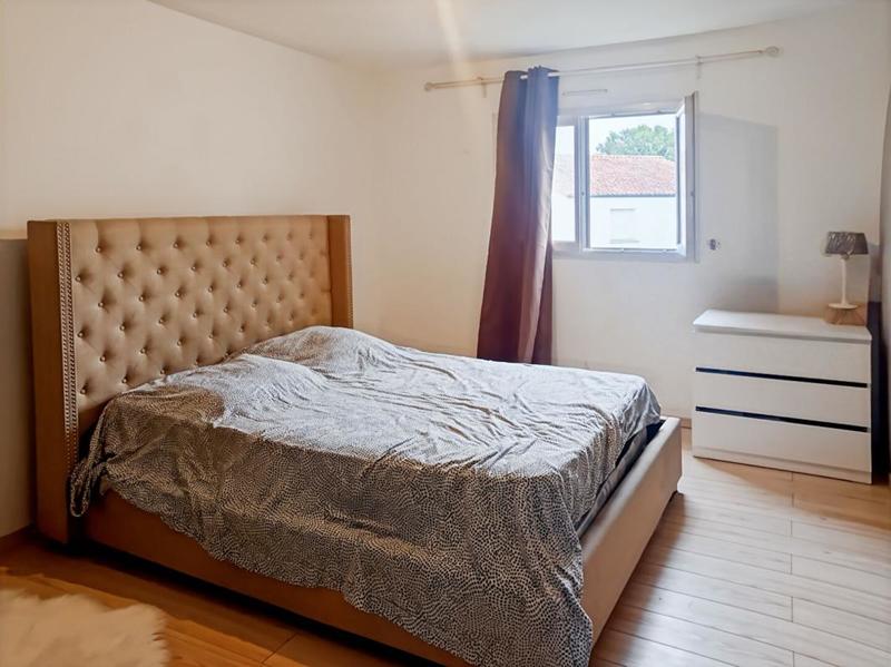 Maison - 195 m² - 7 pièces