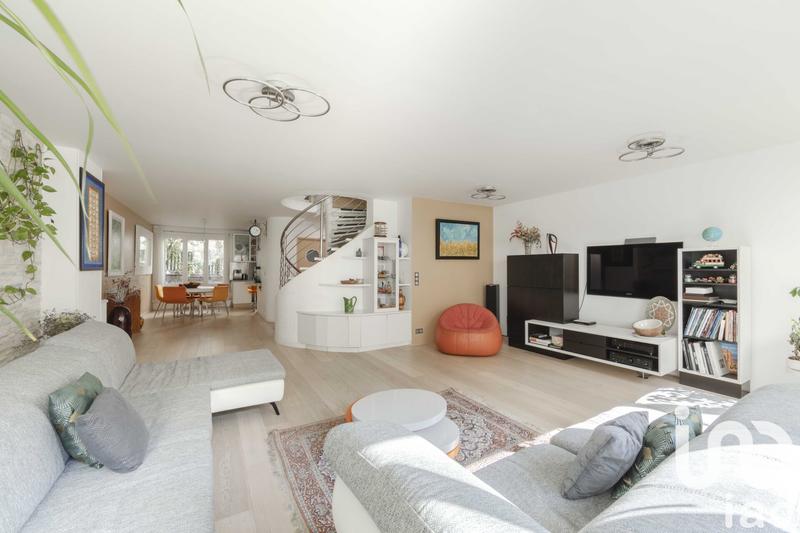 Duplex - 150 m² - 6 pièces