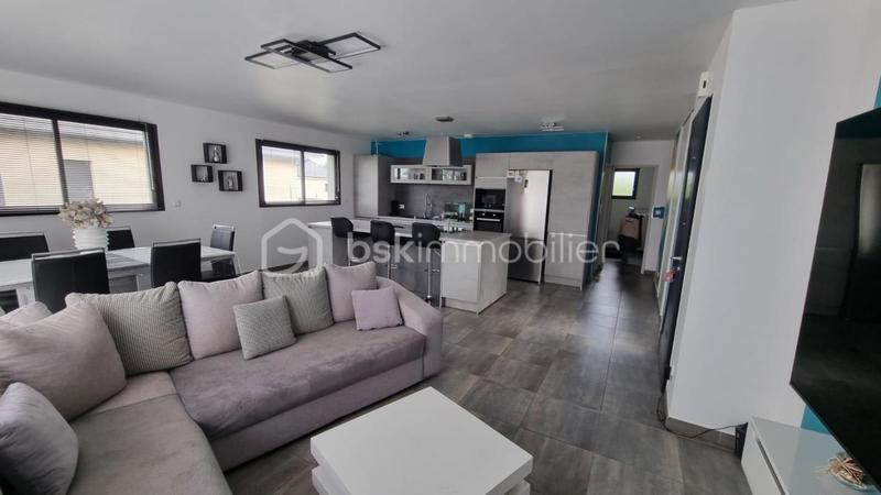 Maison - 100 m² - 4 pièces