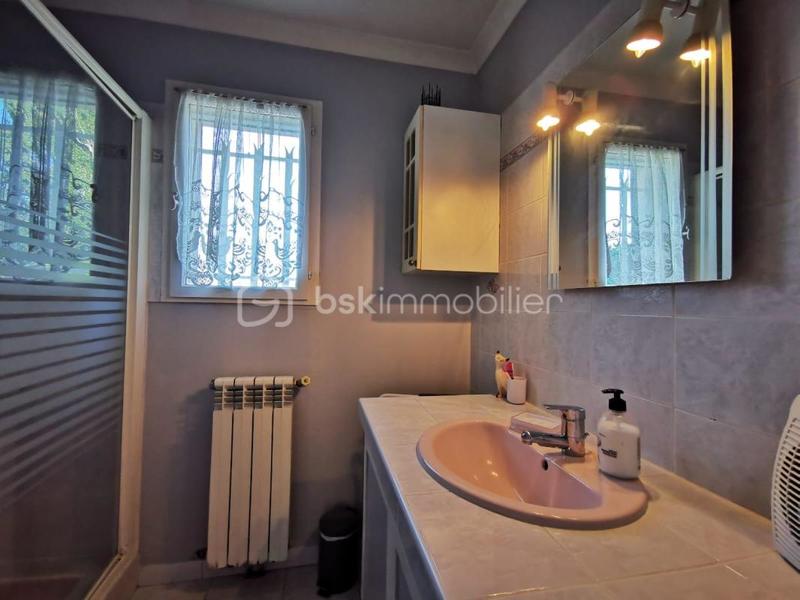 Villa - 151 m² - 6 pièces