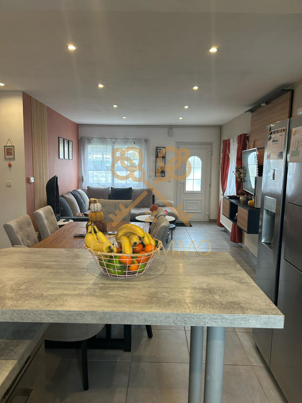 Maison - 75 m² - 3 pièces