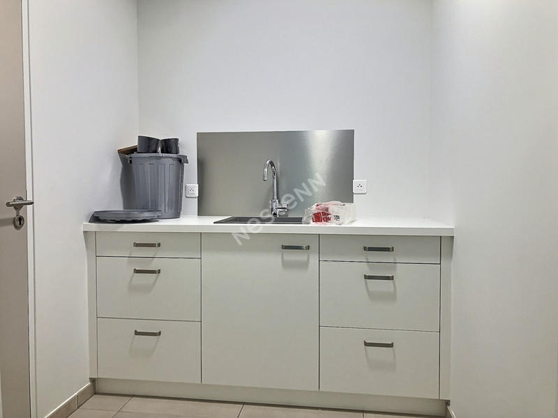 Bureau - 270 m²