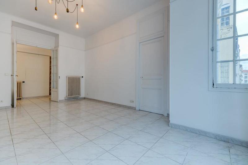 Appartement - 84 m² - 3 pièces