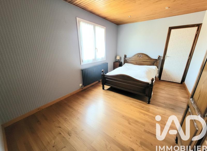 Maison - 199 m² - 10 pièces
